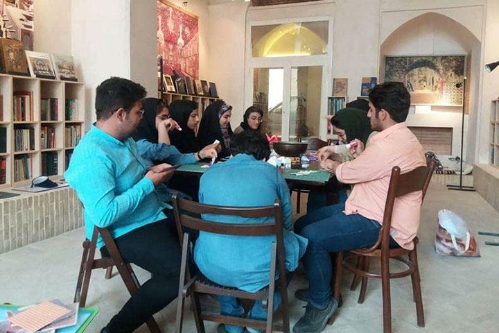 نشست اورگامی، دانشجویان معماری دانشگاه کاشان